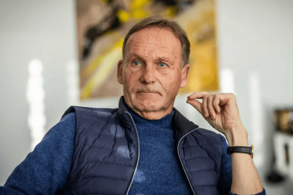 多特蒙德CEO瓦茨克:<a href=http://preschool.jianzhanzj.com/tag/qiudui.html target=_blank class=infotextkey>球隊(duì)</a>陣容充實(shí)但需在經(jīng)濟(jì)考量下做決策